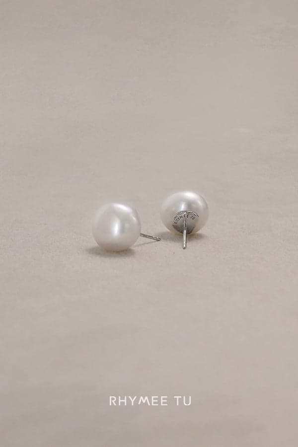The Mystery Earring