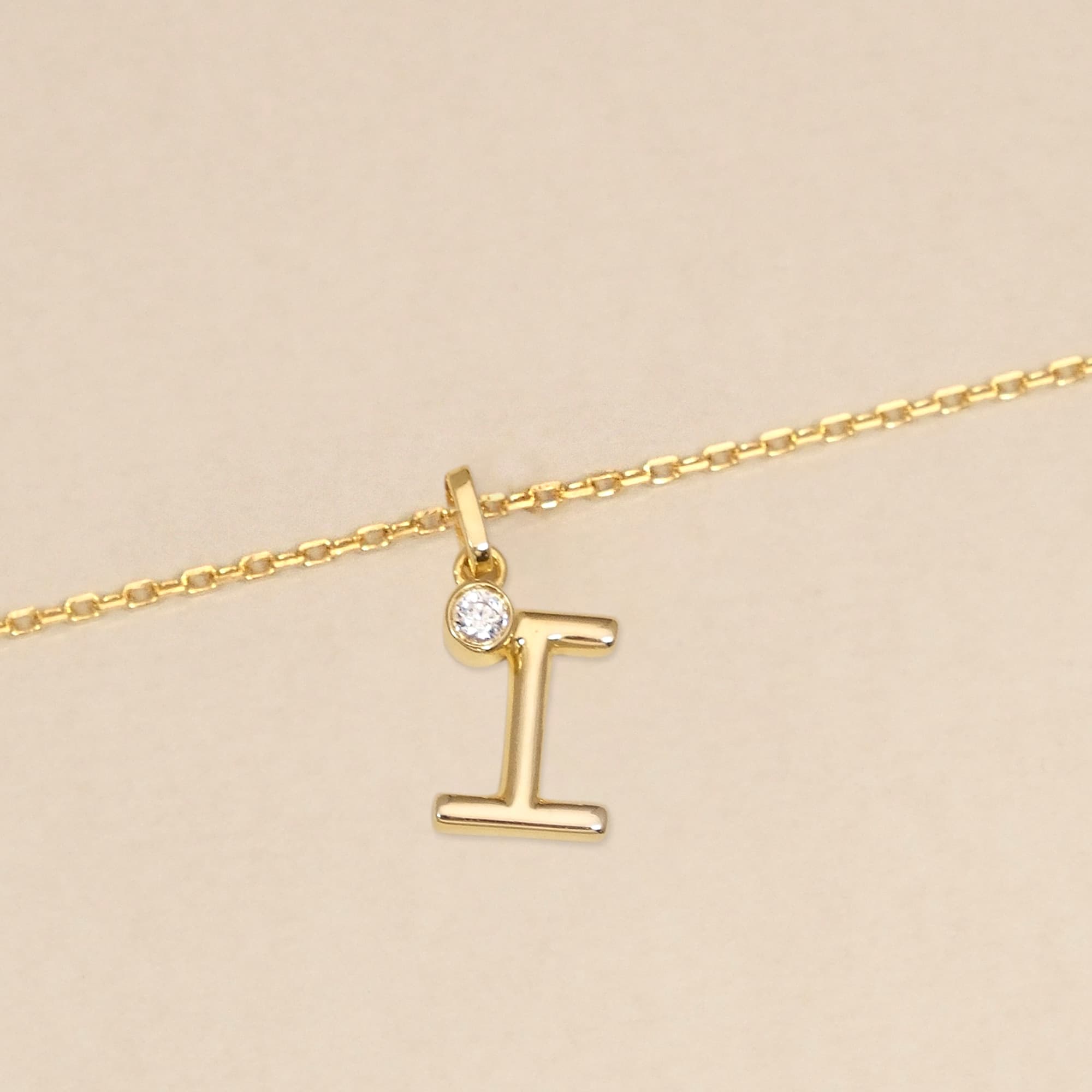 Travel Diary Necklace 9